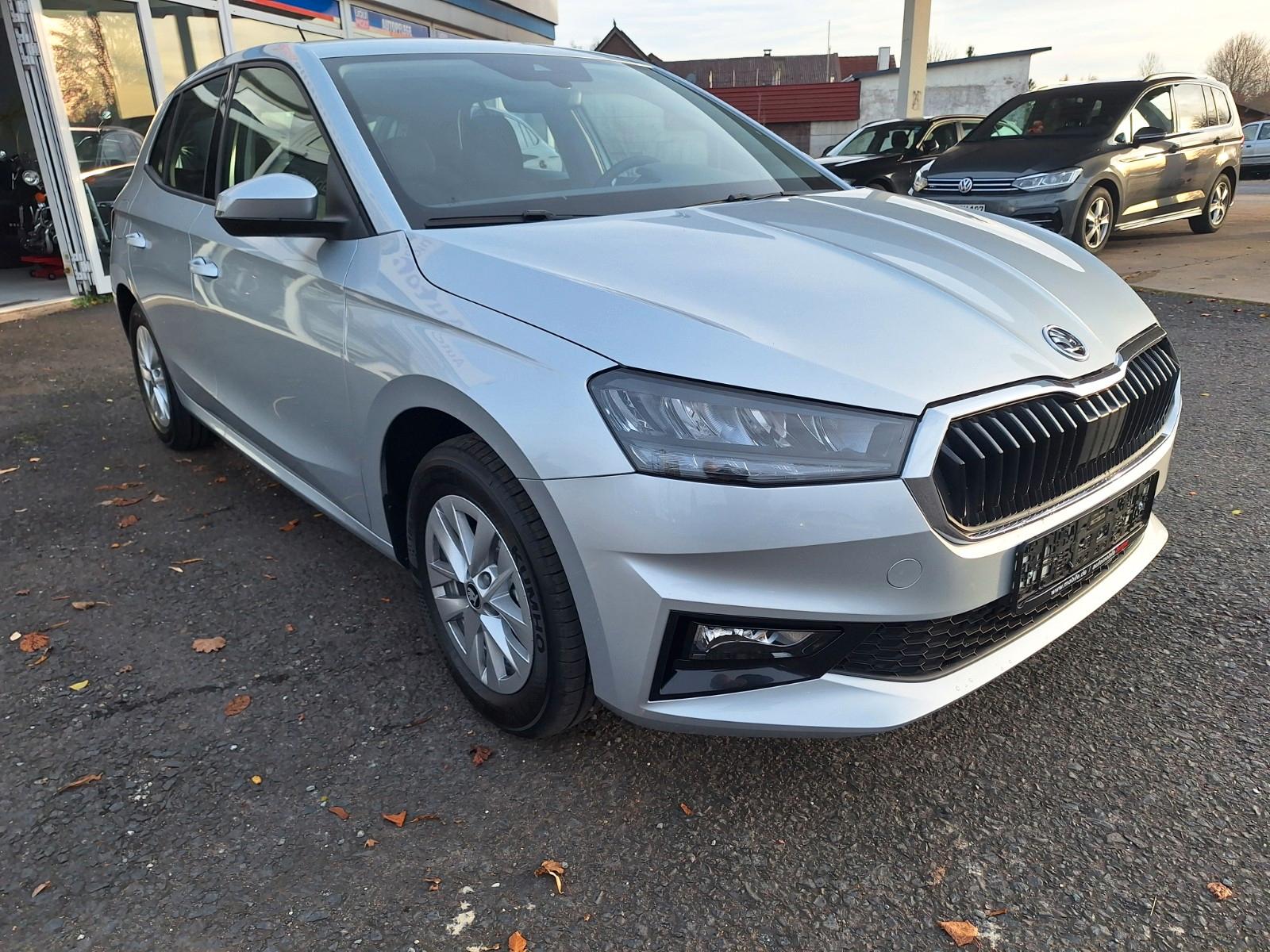 Skoda Fabia 1,0 TSI DSG/LED/Sitzh/Wireless