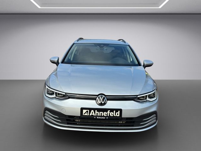 Golf VIII Variant Life 1.5 eTSI DSG NAVI ACC LED