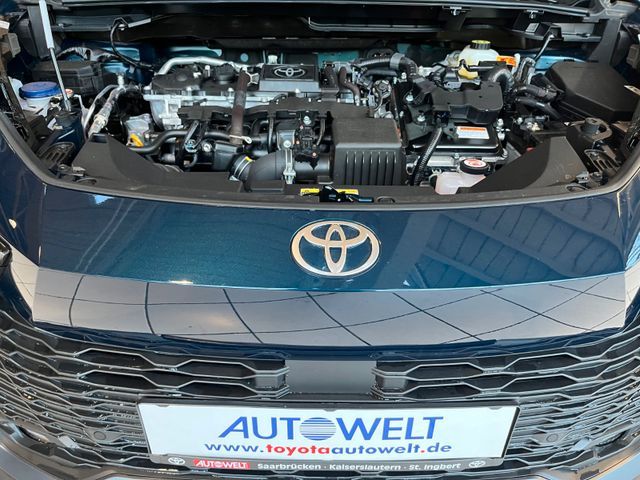 Fahrzeugabbildung Toyota C-HR 1.8 FWD Teamplayer KlimaA,LED,Navi,SHZ,ACC