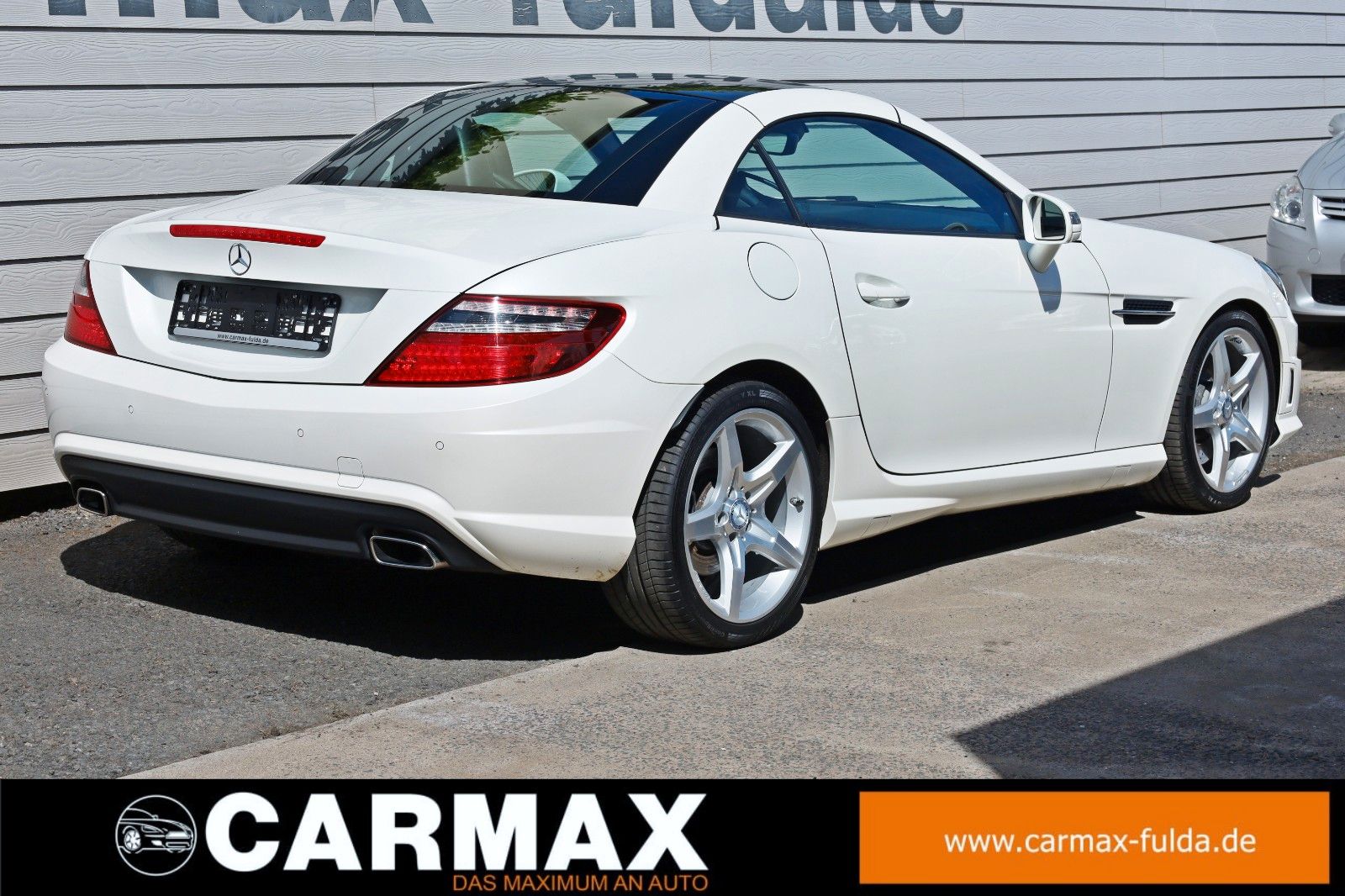 Fahrzeugabbildung Mercedes-Benz SLK 200 AMG Line Leder,Panorama,Navi,Airscarf
