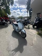 Vespa Primavera S 50 LED USB LM - VESPA ROLLER 50