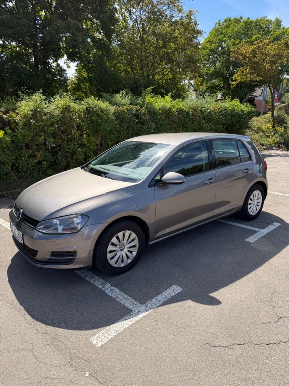 Image of Volkswagen Golf