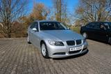 BMW E90 325i *erst 100tkm.* *Xenon* *PDC* *SHZ* - BMW E90 - BMW 3er Reihe