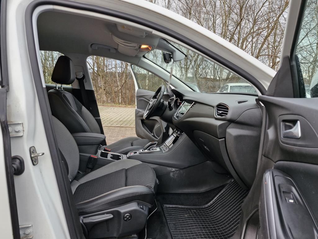 Autohaus Zimpel -  Opel Grandland X 1.6T PHEV AGR Sitze+Keyless - Bild 9 Autohaus Zimpel -  Opel Grandland X 1.6T PHEV AGR Sitze+Keyless - Bild 9