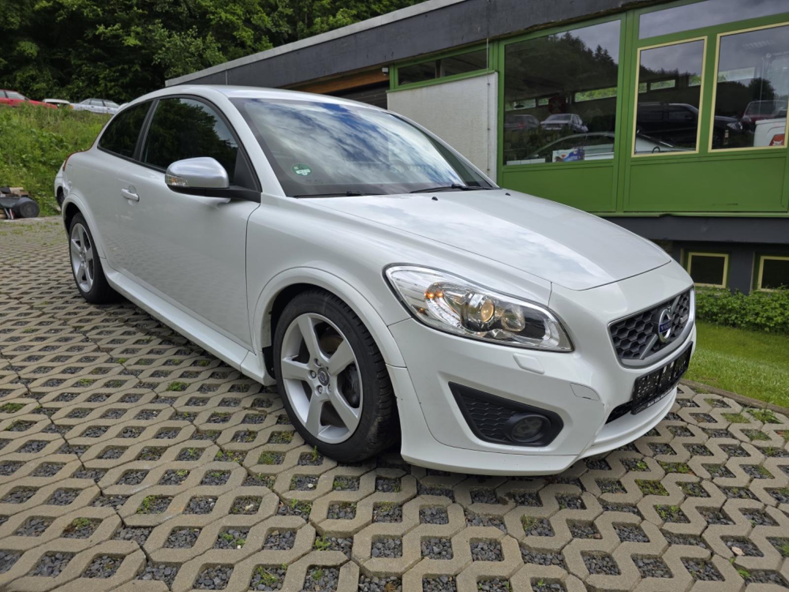 Volvo C30 D2 Edition R-Design "sauber"