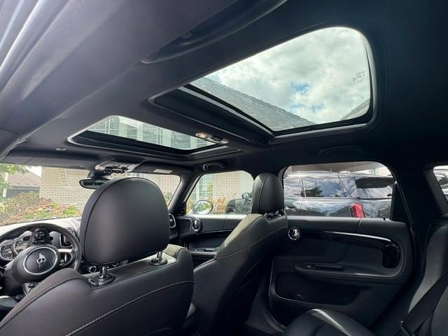 MINI Countryman S (Cooper) Cooper S  JCW Trim