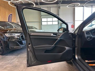 Volkswagen Golf VII Variant *Tempo*PDC*LED*Lenkradheizung*