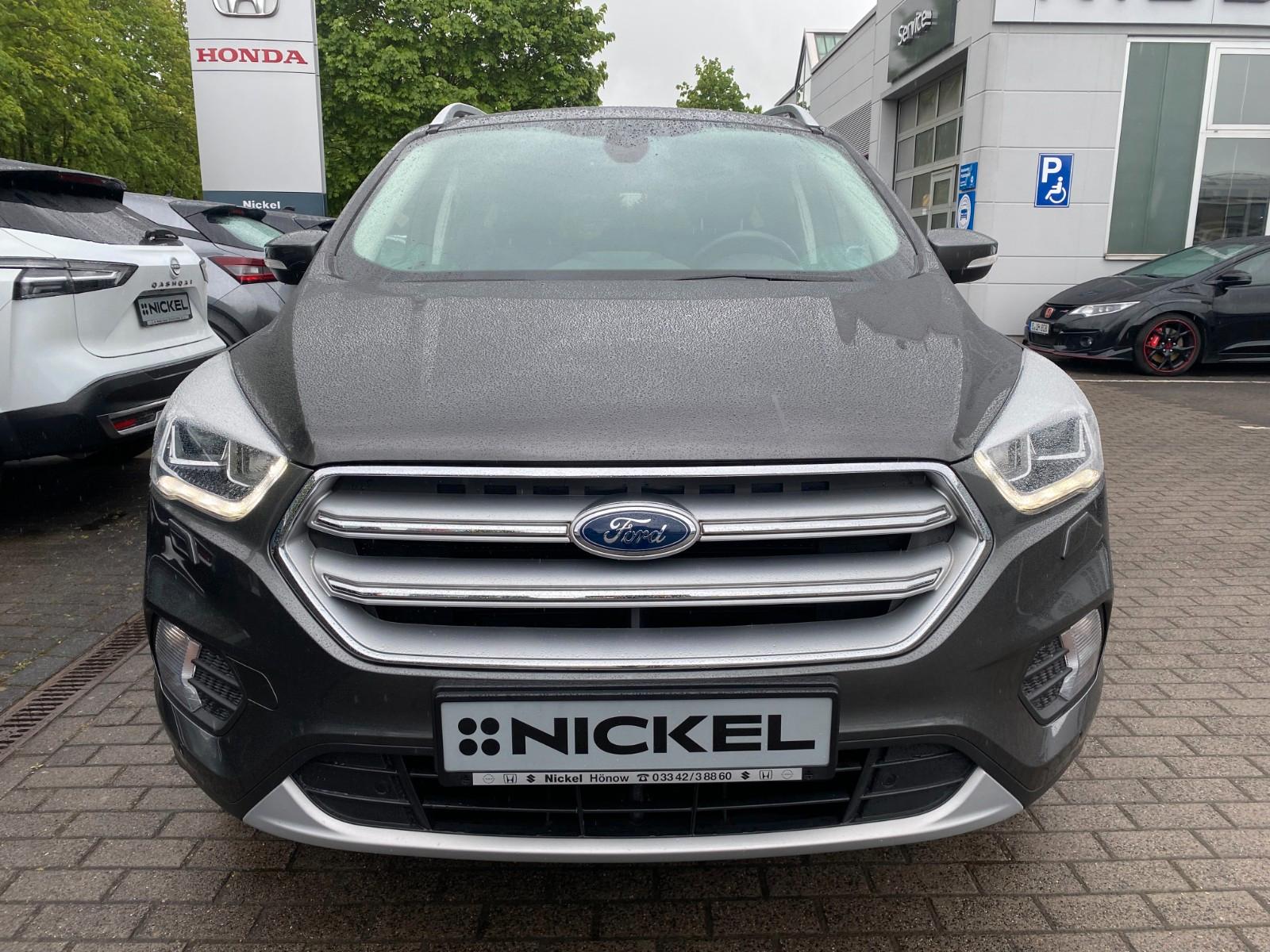 Ford Kuga Titanium/Allwetter/Navi/Winterpaket