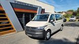 Volkswagen T6.1 Transporter Kombi FWD/NAVI/9 SITZER - Volkswagen: Transporter 9 Sitzer