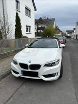 BMW 220i Cabrio  - BMW 220 in Frankfurt (Main)