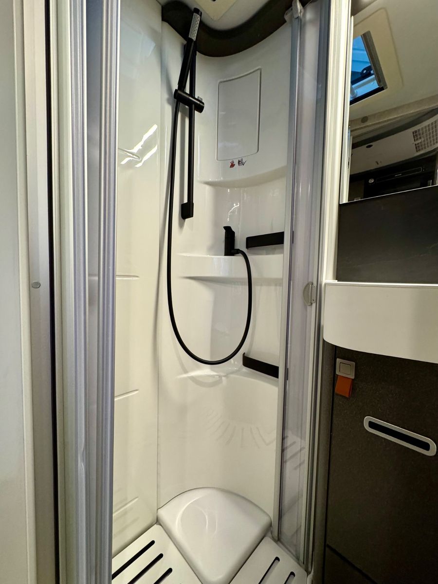 Fahrzeugabbildung HYMER / ERIBA / HYMERCAR ML-T 580 4x4² SANSIBAR® LTD.