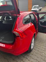 Volvo V60 DRIVe - - Volvo V60: Drive