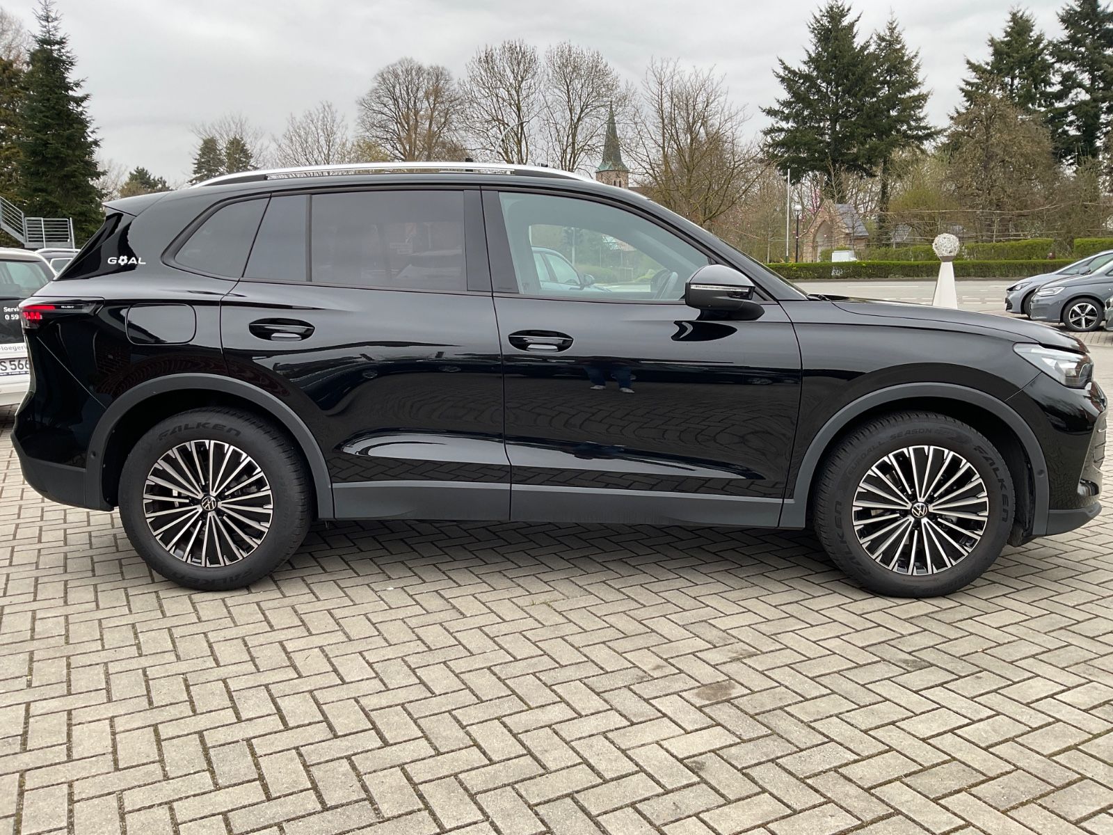 Fahrzeugabbildung Volkswagen Tiguan 1.5 eTSI DSG GOAL,AHK,Kamera,Navi,ACC