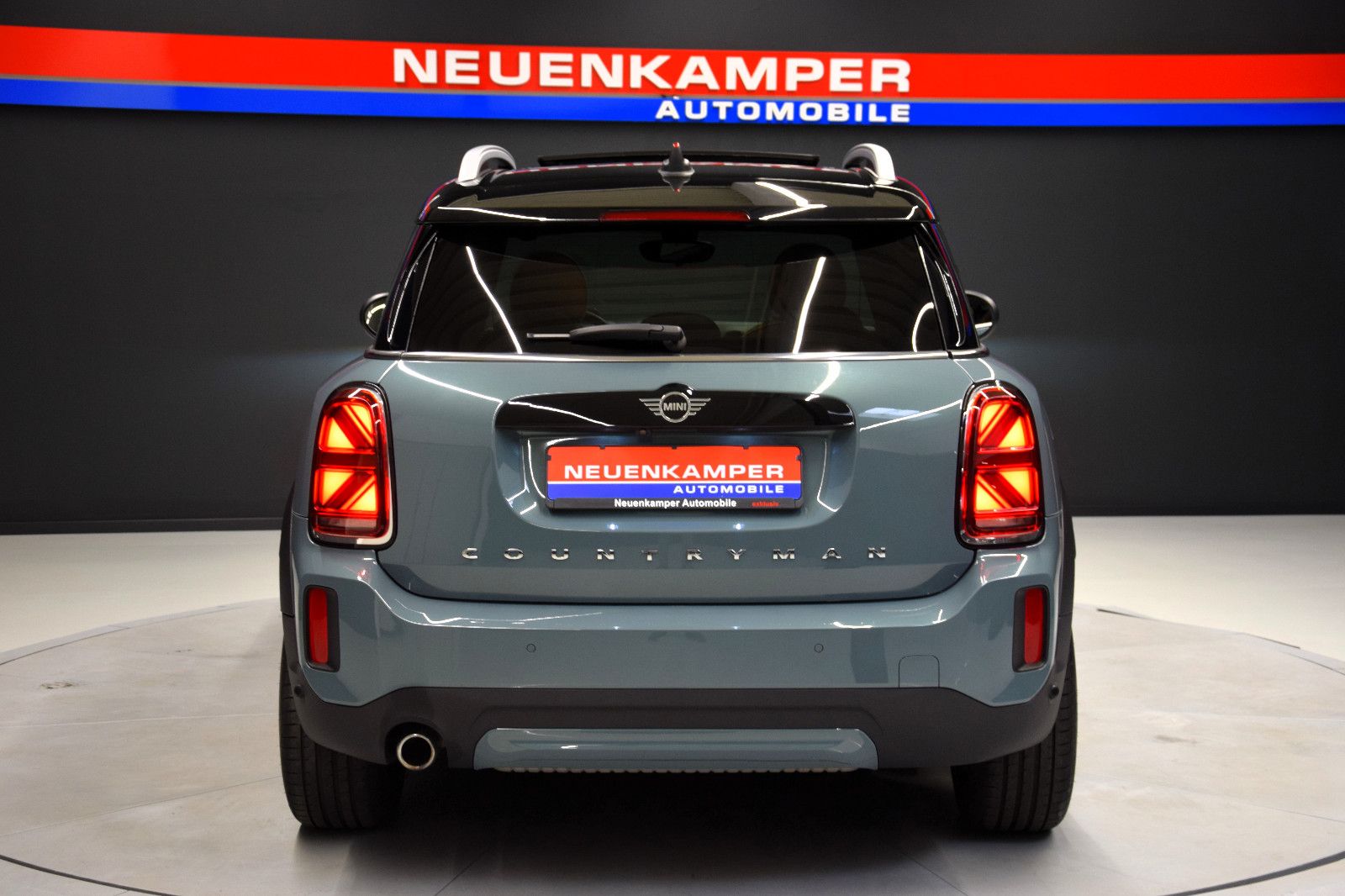 Fahrzeugabbildung MINI Cooper Countryman Yours Trim Pano Leder-braun
