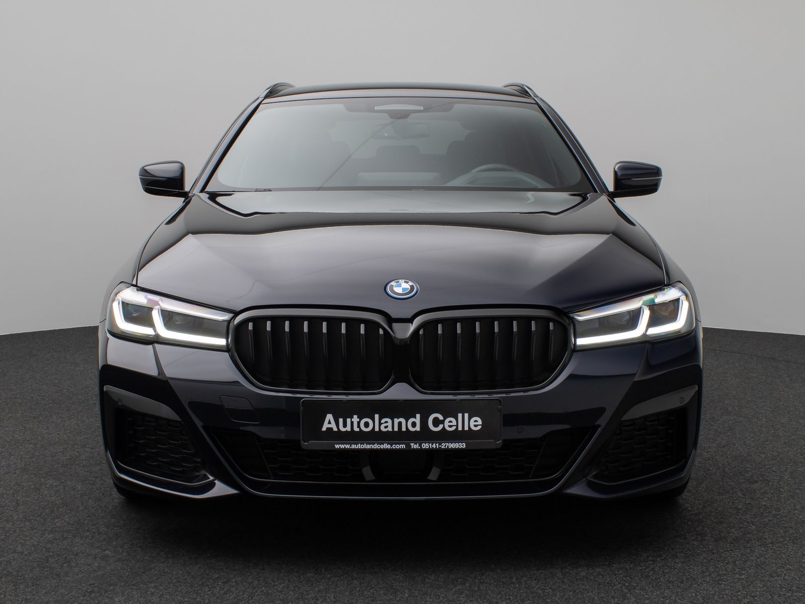 Fahrzeugabbildung BMW 530e xD M Sport Kamera HUD HiFi Komfort 20Zoll