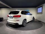 BMW X5 M M50d Aut. / M SITZE / HUD / PANO / 22" INDI - weiße BMW X5 M