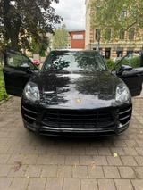 Porsche Macan Turbo mit Performance Paket Turbo mit ...
