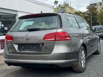Volkswagen Passat Variant - 3