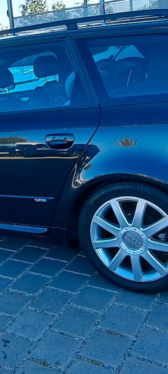 Audi A4 2005 — photo 12