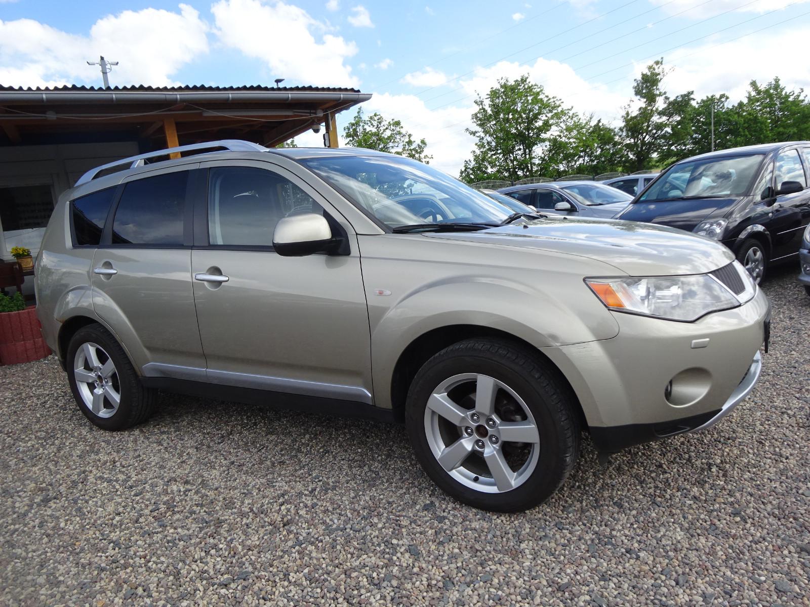 Mitsubishi Outlander 2.2 DI-D Intense 4WD TC-SST