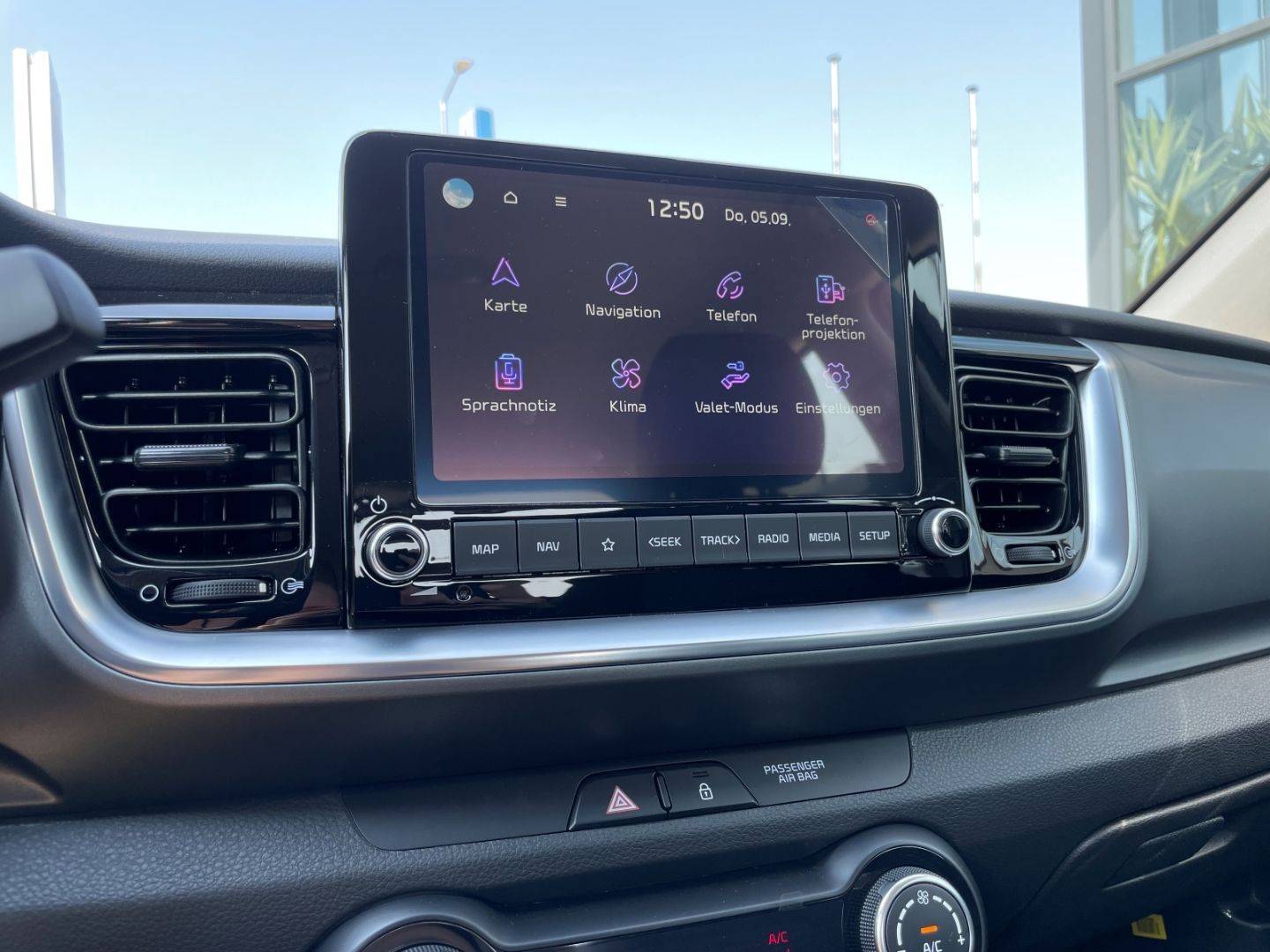 Fahrzeugabbildung Kia Stonic Vision Navi Klima DAB SHZ LenkradHZG