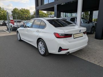 BMW 318 - 4