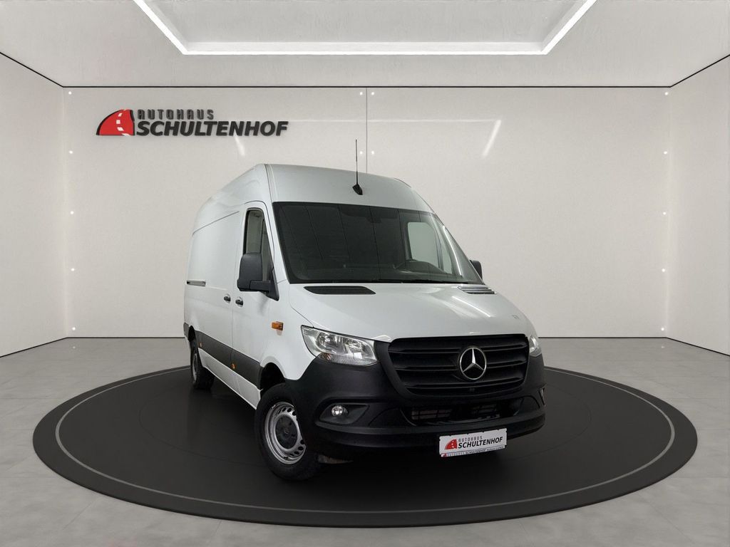 Image of Mercedes-Benz Sprinter