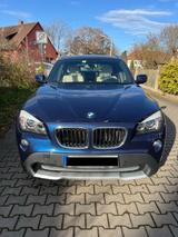 BMW X1 sDrive20d-PANO-HIFI-8fach-Navi-Leder-gepflegt