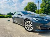 Tesla Model S 90D - Garagenwagen, wenig KM, 8-fach  - Tesla Model S von privat