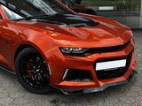 Chevrolet Camaro Coupé 2.0 / LED/CarPlay - gebrauchte Chevrolet Camaro aus dem Jahr 2023