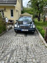 Mercedes-Benz E 200 CLASSIC Classic - Mercedes-Benz E 200 aus 1999