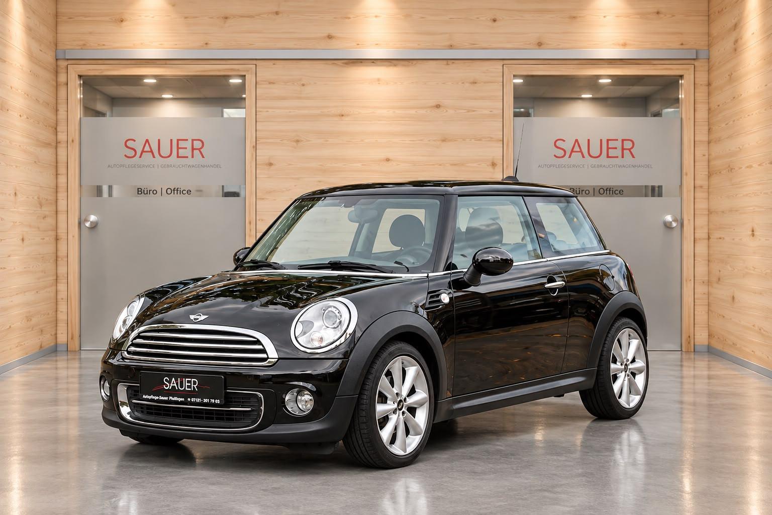 MINI Cooper Chili Wired Navi Panorama Scheckheft