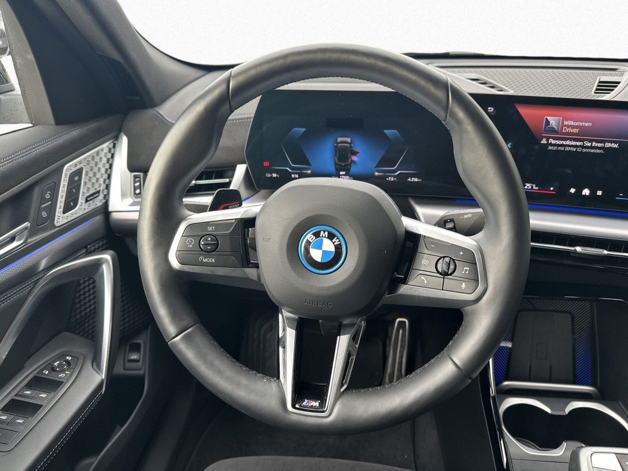 BMW iX2 - Bild 18