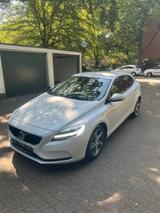 Volvo V40 T2 Geartronic - - gebrauchte Volvo V40 aus dem Jahr 2016