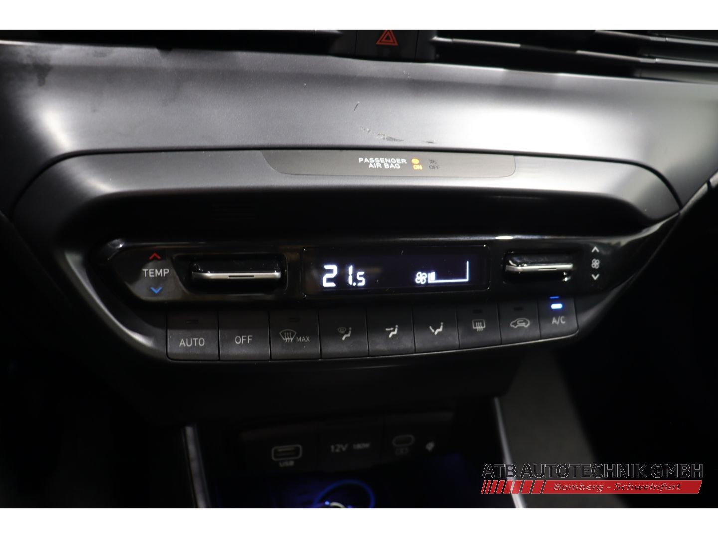 Fahrzeugabbildung Hyundai i20 1.0 T-GDi Prime 6-MT 2WD Navi Soundsystem Bo