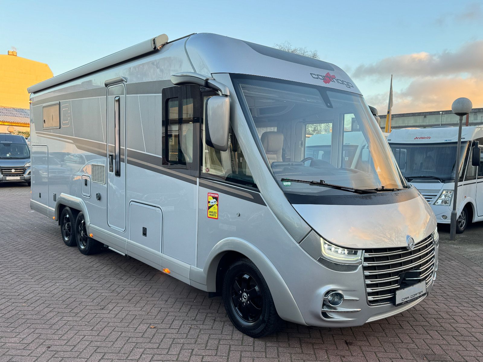 Fahrzeugabbildung Carthago Chic e-line I 51 QB MERCEDES 418 CDI 9GT 1.HAND