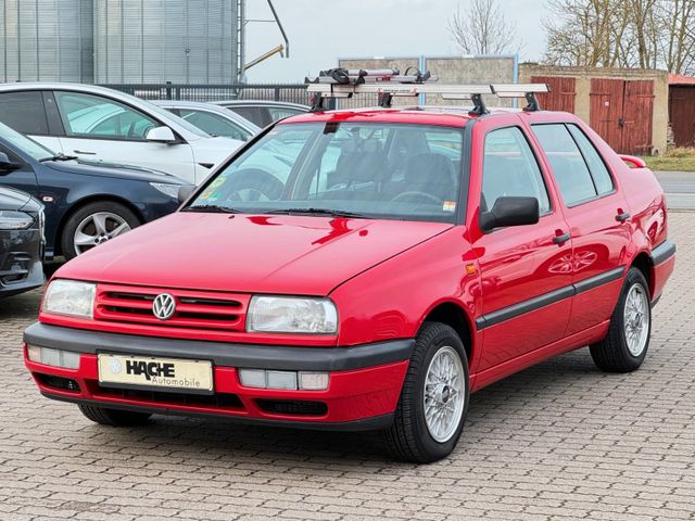 Volkswagen Vento 1.8 GLX  1.Hand / lückenlos VW Scheckheft!