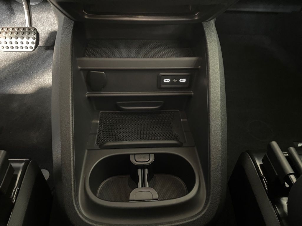 Fahrzeugabbildung Mercedes-Benz V 300 Marco Polo 4MATIC STHZG AMG-LINE EASY PACK