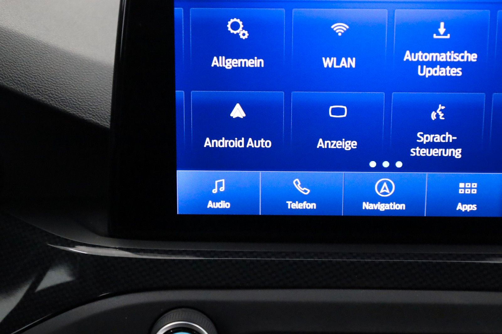 Fahrzeugabbildung Ford Focus Turnier ST-Line X Navi,Panorama,Kamera,SH