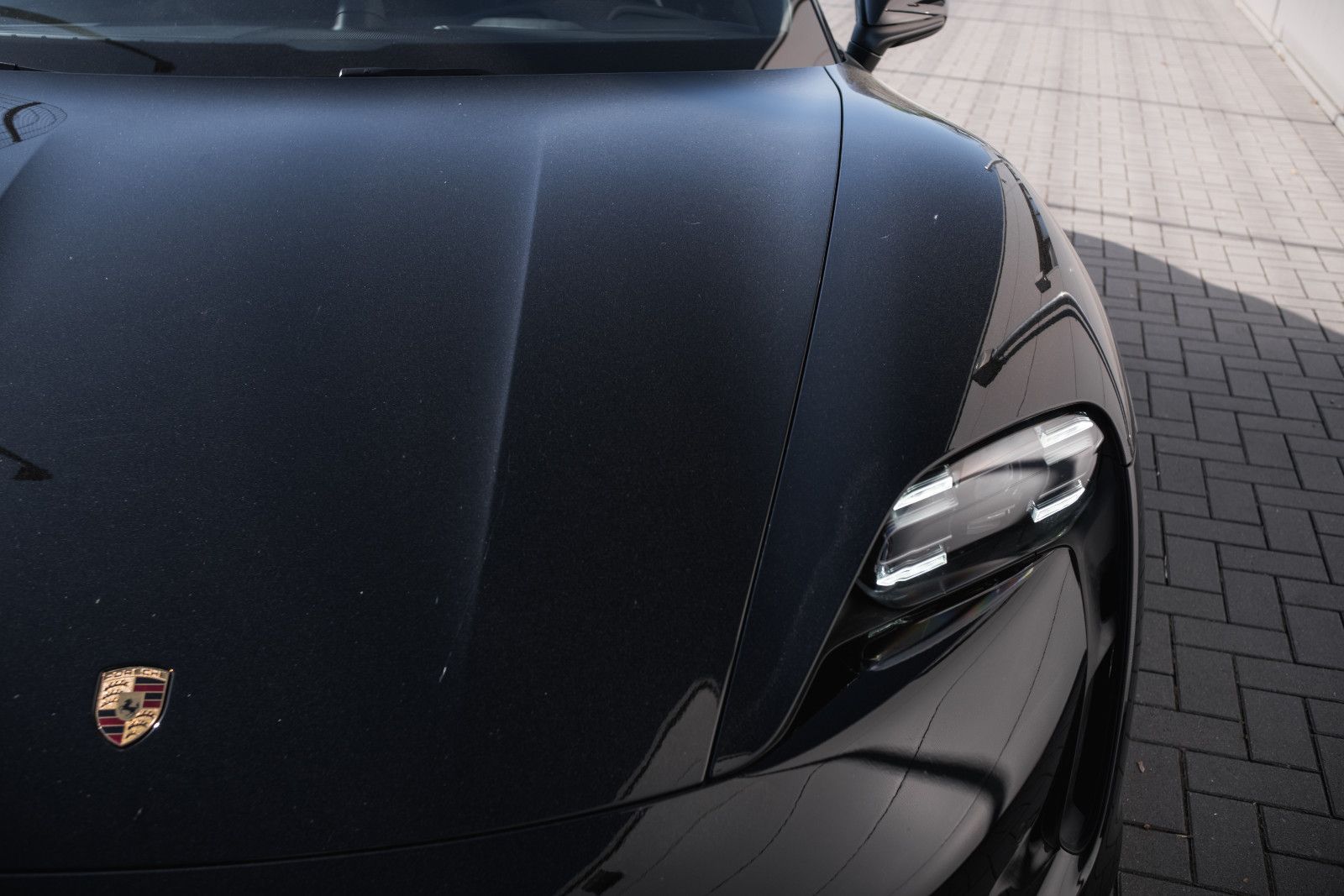 Fahrzeugabbildung Porsche Taycan Sport Turismo-Pano-PerformBatt.-WP-PASM