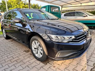 Volkswagen Passat Variant - 1