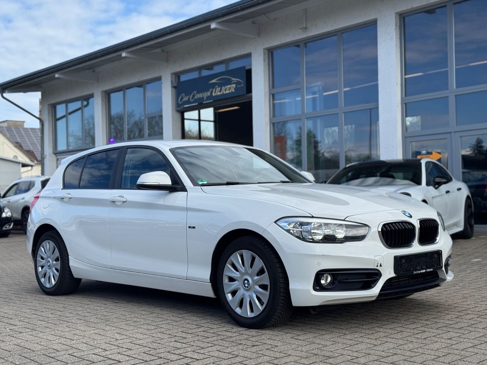 BMW 118