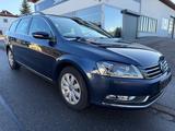 Volkswagen Passat Variant Comfortline BlueMotion AHK/2.Hd - Volkswagen Passat Variant: Comfortline Bluemotion