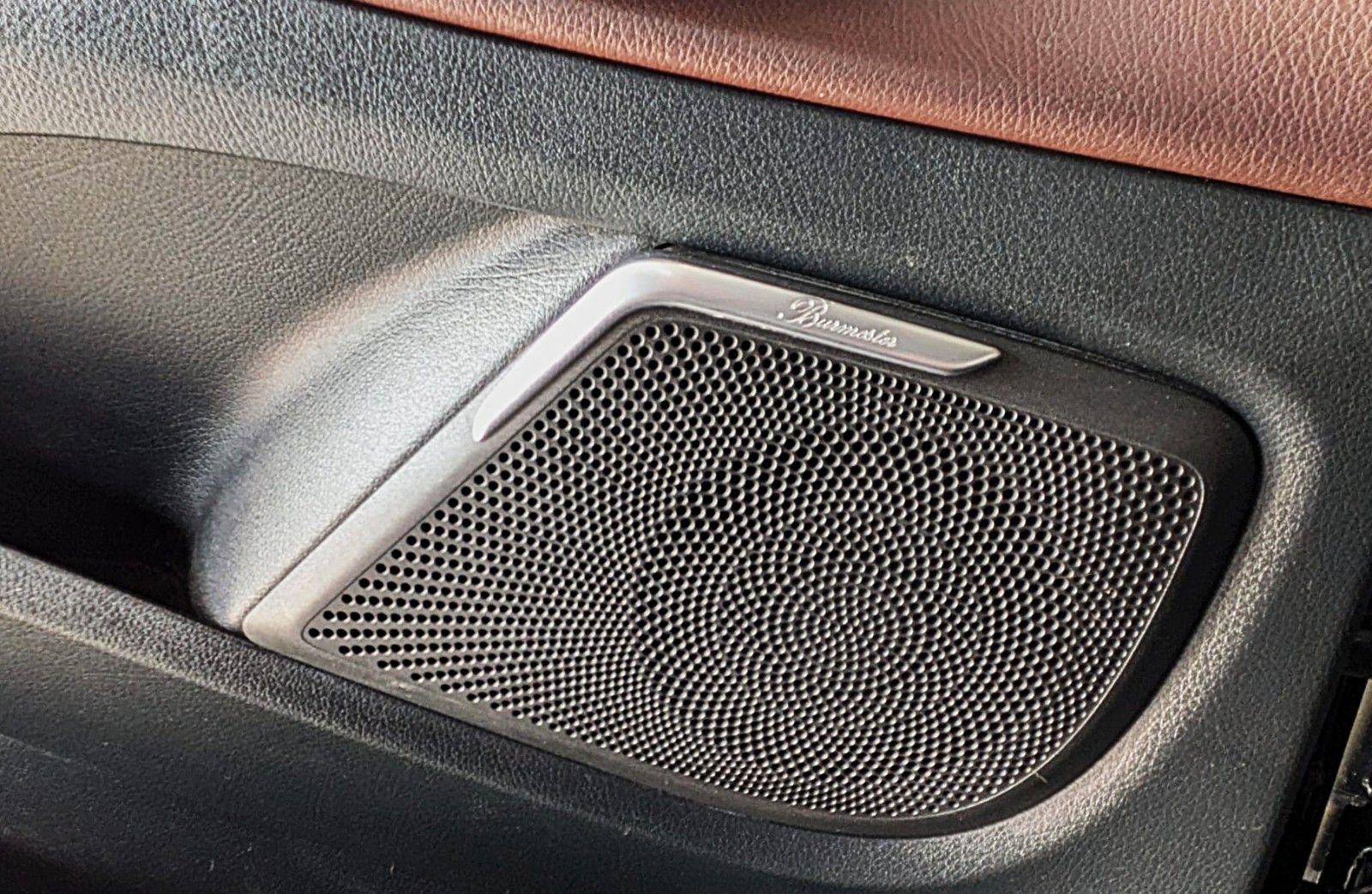 Fahrzeugabbildung Mercedes-Benz V 250d AMG 4M LANG 6 SITZE VIP SHUTTLE MEGAVOLL!