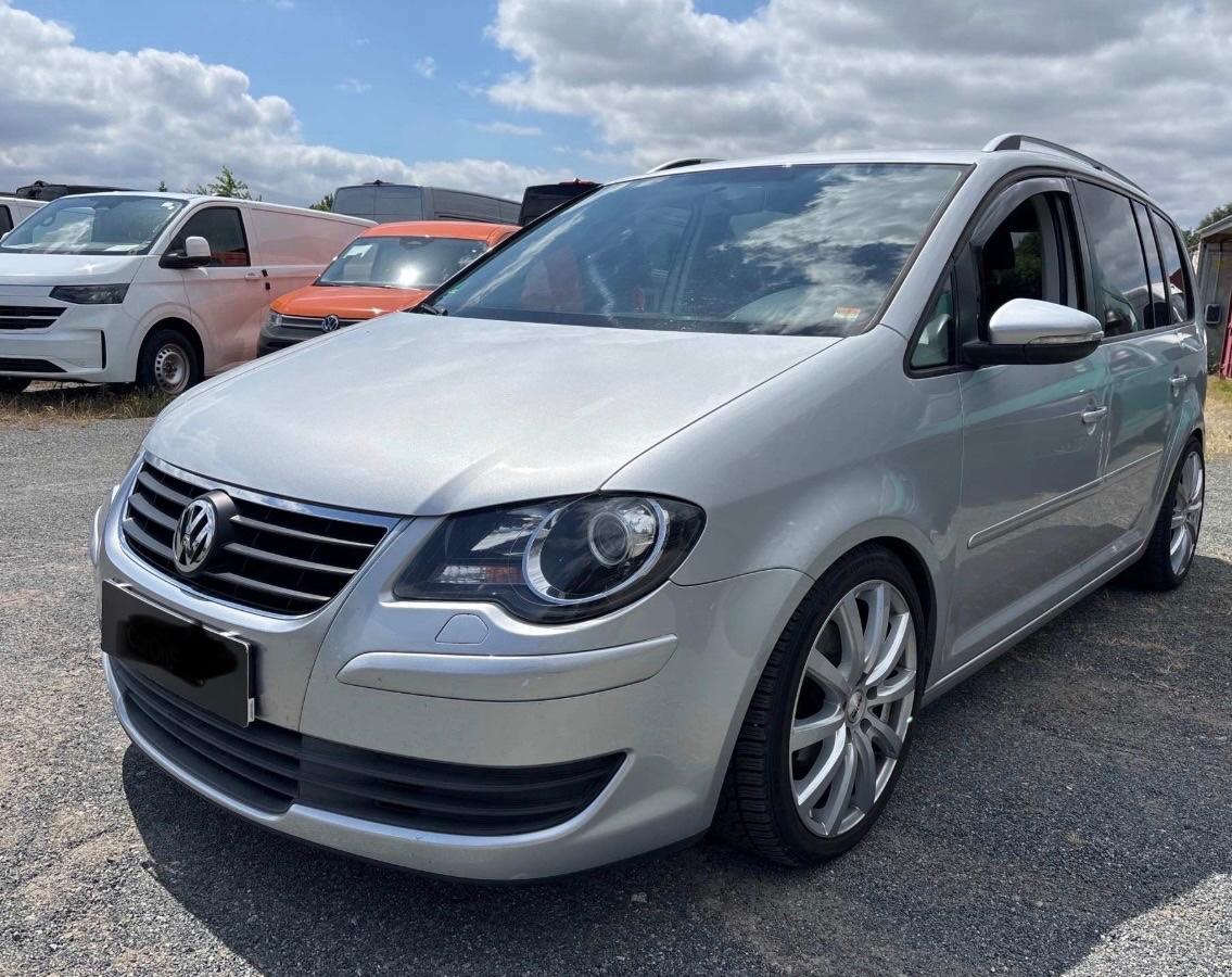 Volkswagen Touran 1.6 Freestyle