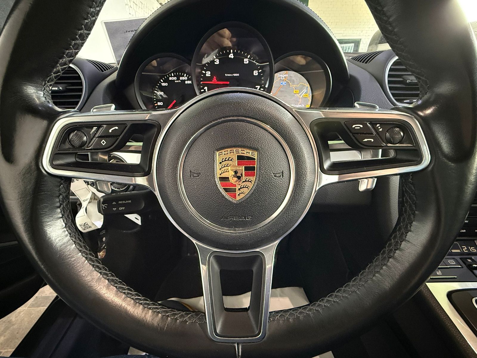 Fahrzeugabbildung Porsche 718 Cayman 2,0i 300PS, Bose, Navi, Leder