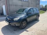 Toyota RAV 4 2.2-l-D-CAT 4x4 Executive Executive - Toyota RAV 4: D Cat