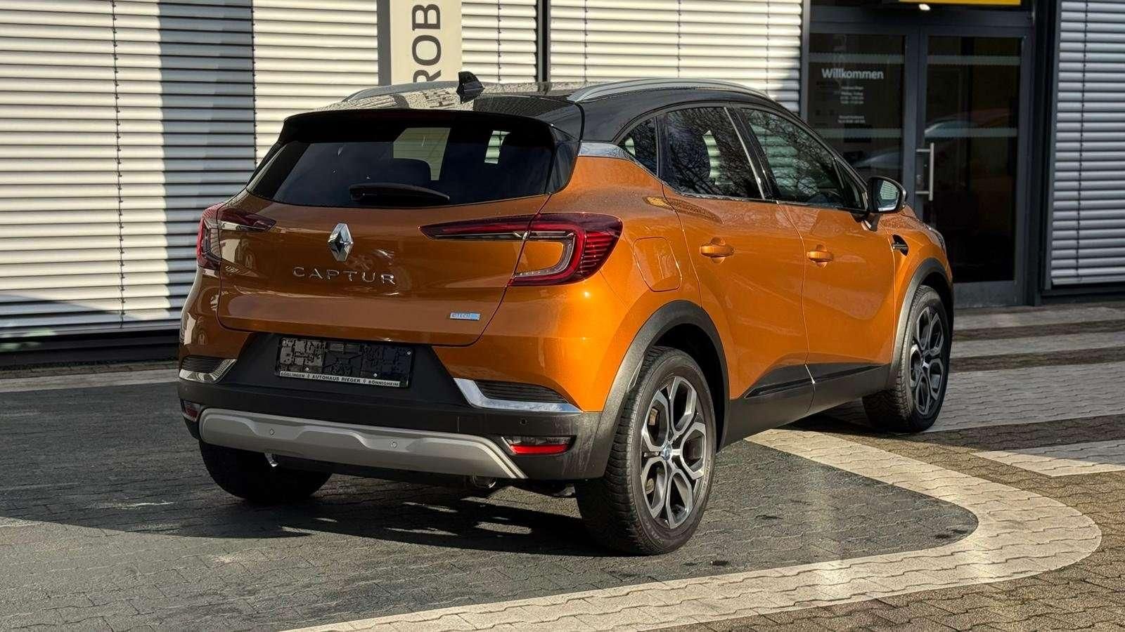 Fahrzeugabbildung Renault Captur Intens 1.6 Plug-In Hybrid 160