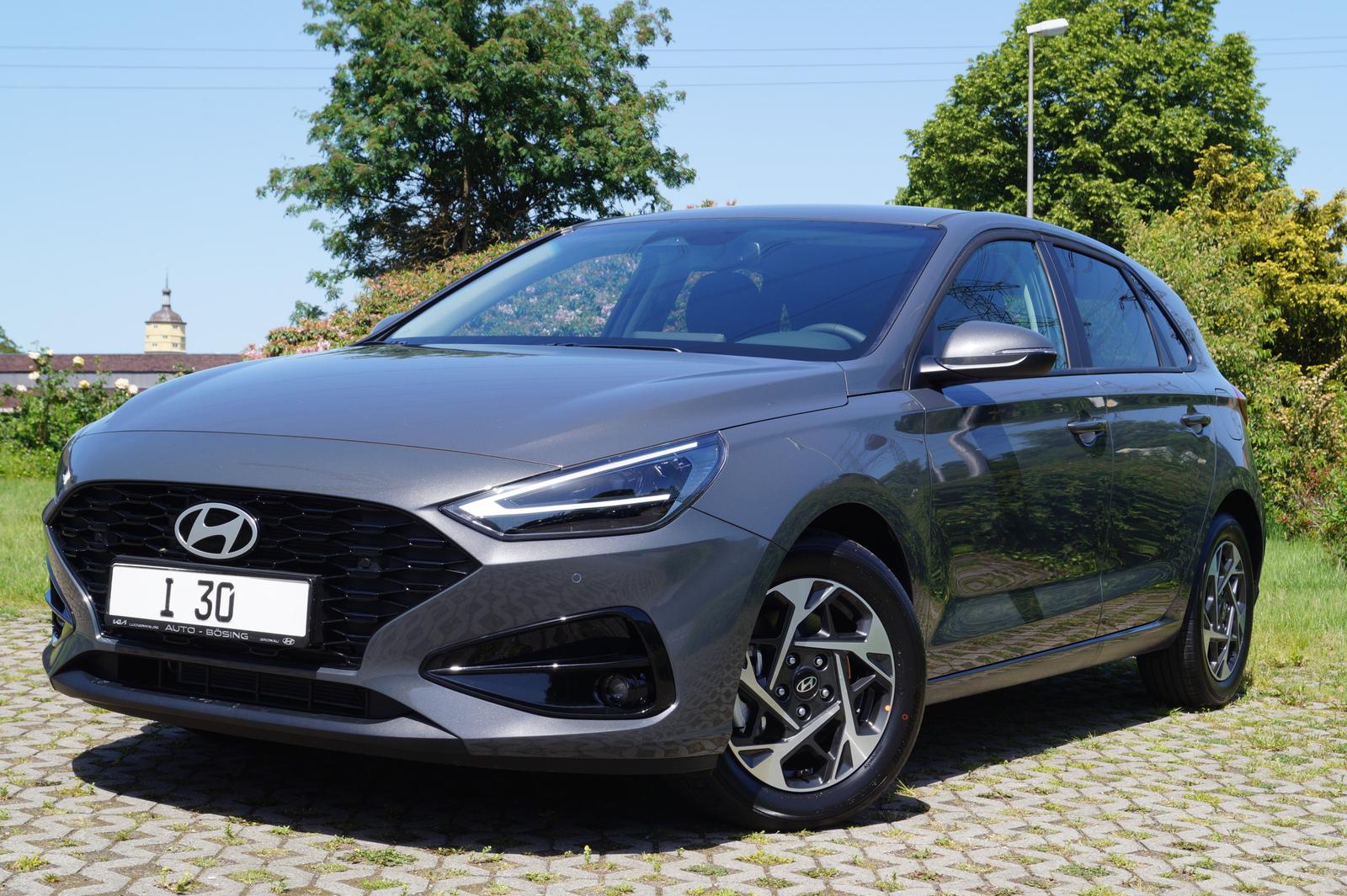 Hyundai i30 1.6T-GDI DCT.NAVI-LED-KAMERA-SHZG.-TEMPOMAT-