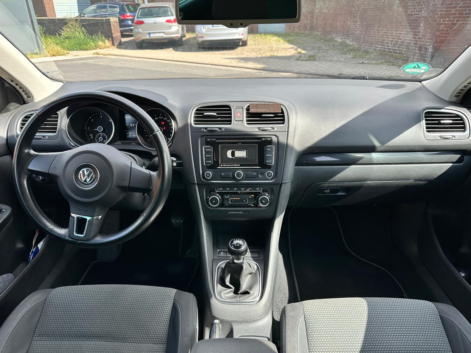 Volkswagen Golf 2012 — photo 10